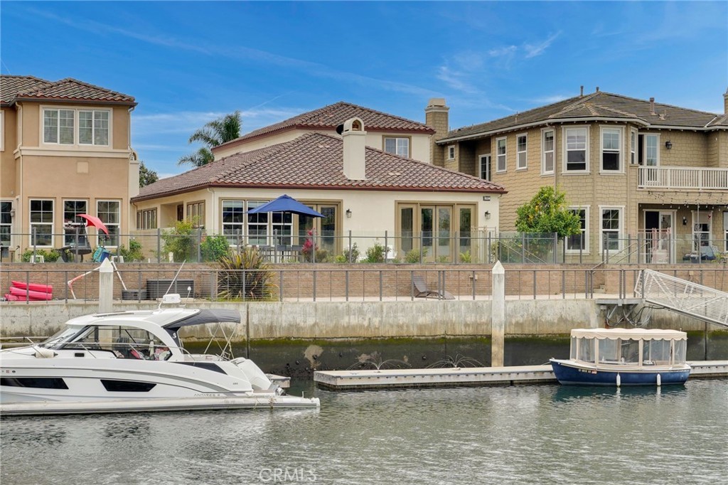 4007 W Hemlock Street