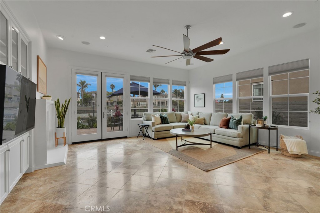 4007 W Hemlock Street