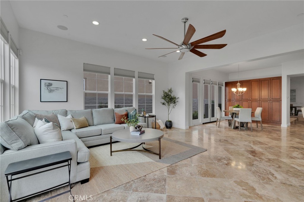 4007 W Hemlock Street