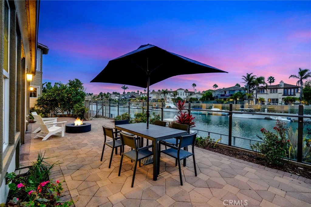 4007 W Hemlock Street