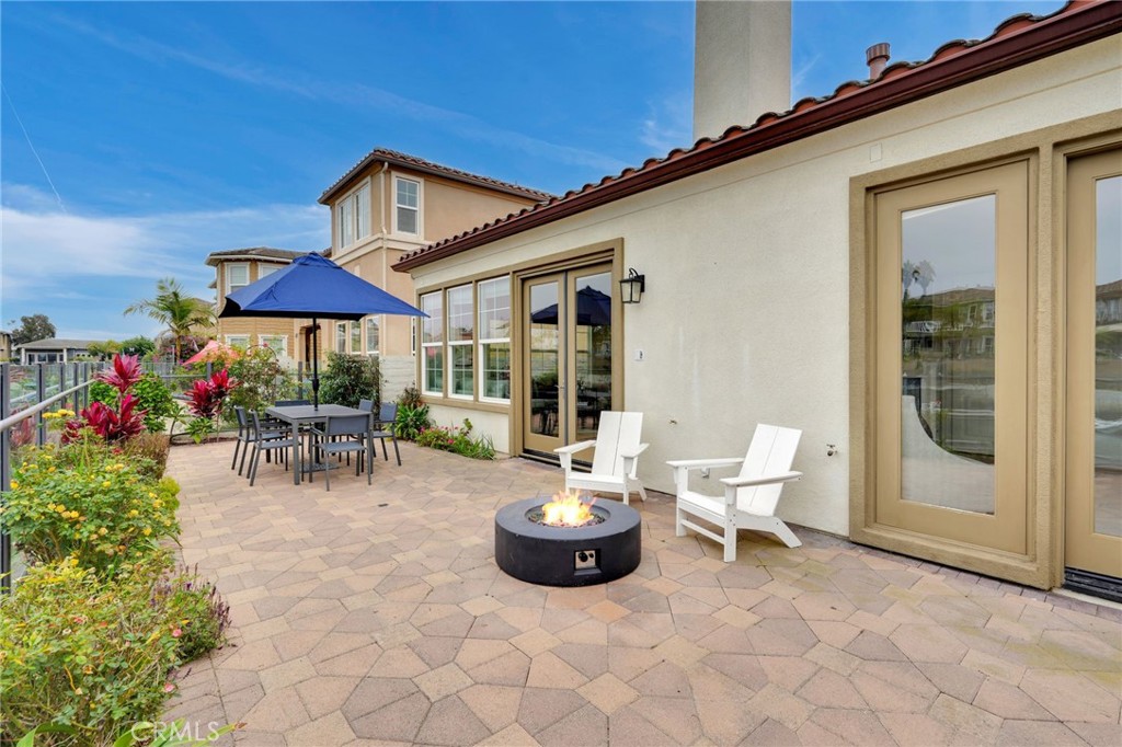 4007 W Hemlock Street