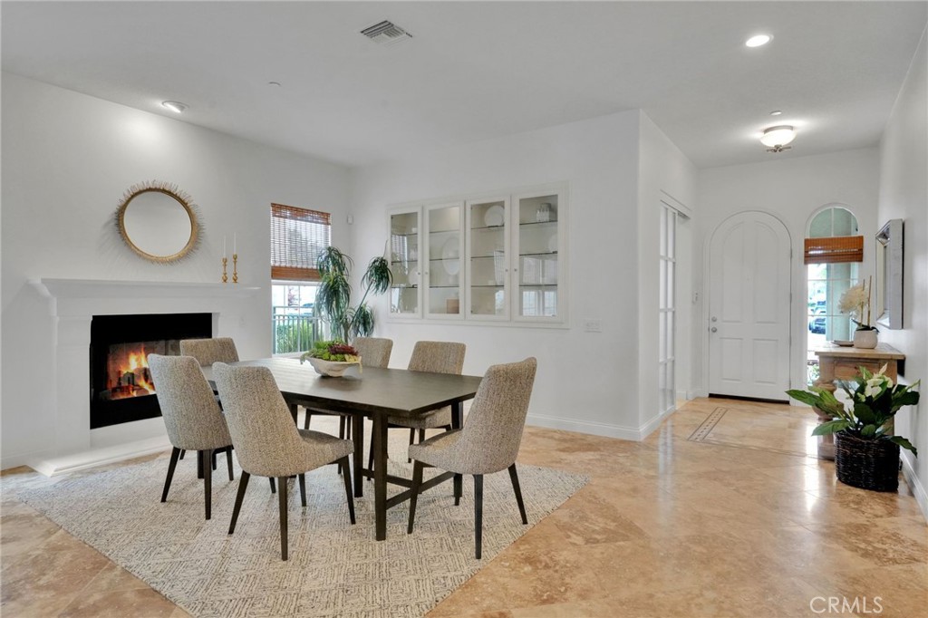 4007 W Hemlock Street