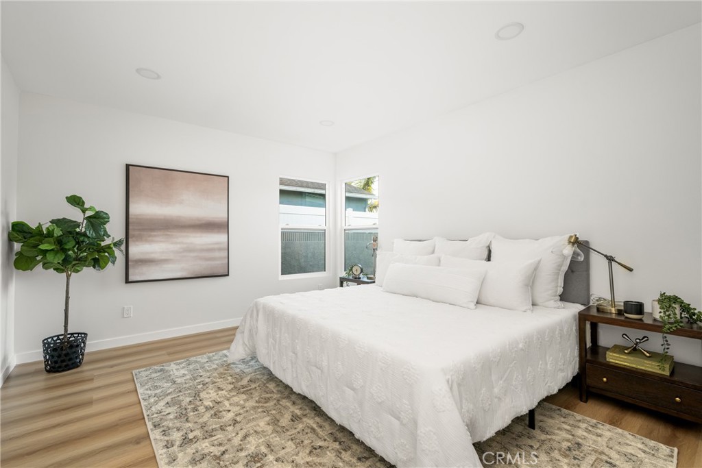 5042 Premiere Avenue