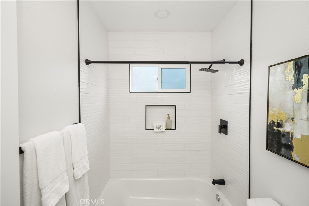 5042 Premiere Avenue