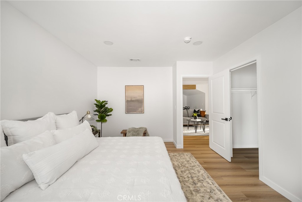 5042 Premiere Avenue