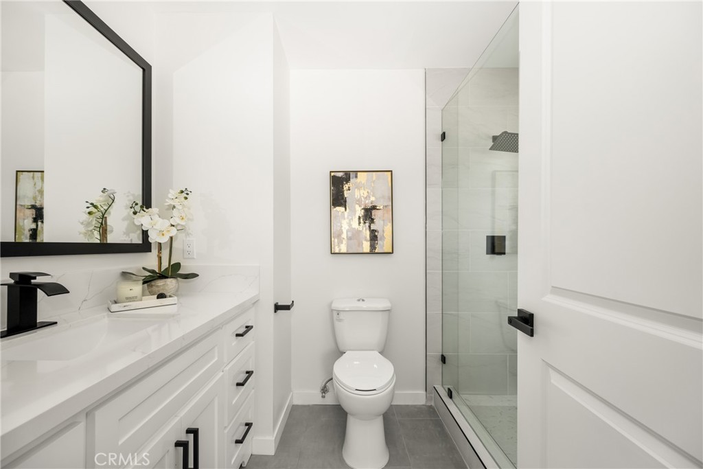 5042 Premiere Avenue