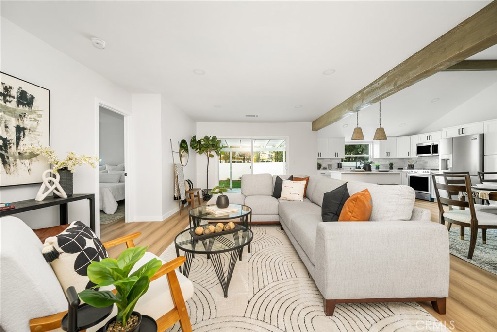 5042 Premiere Avenue