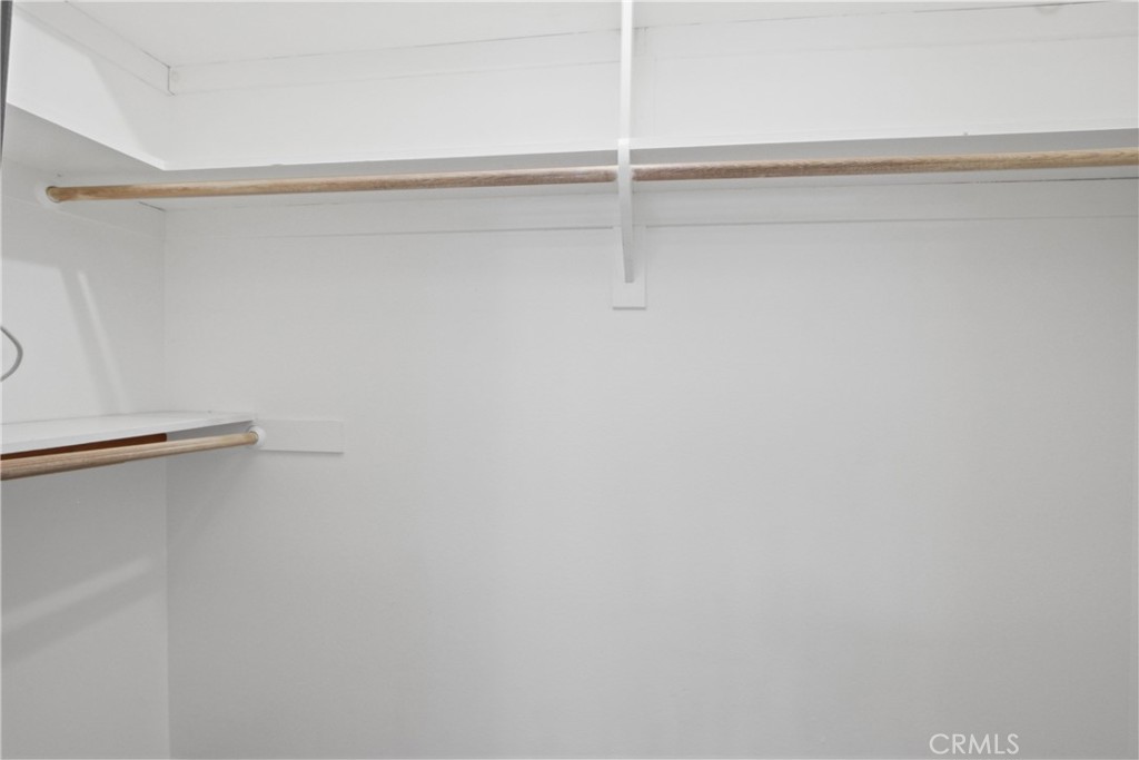 1233 E Mardell Avenue