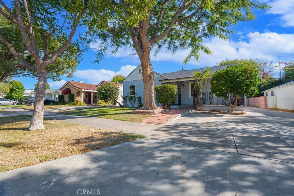 175 S Citrus Street 2