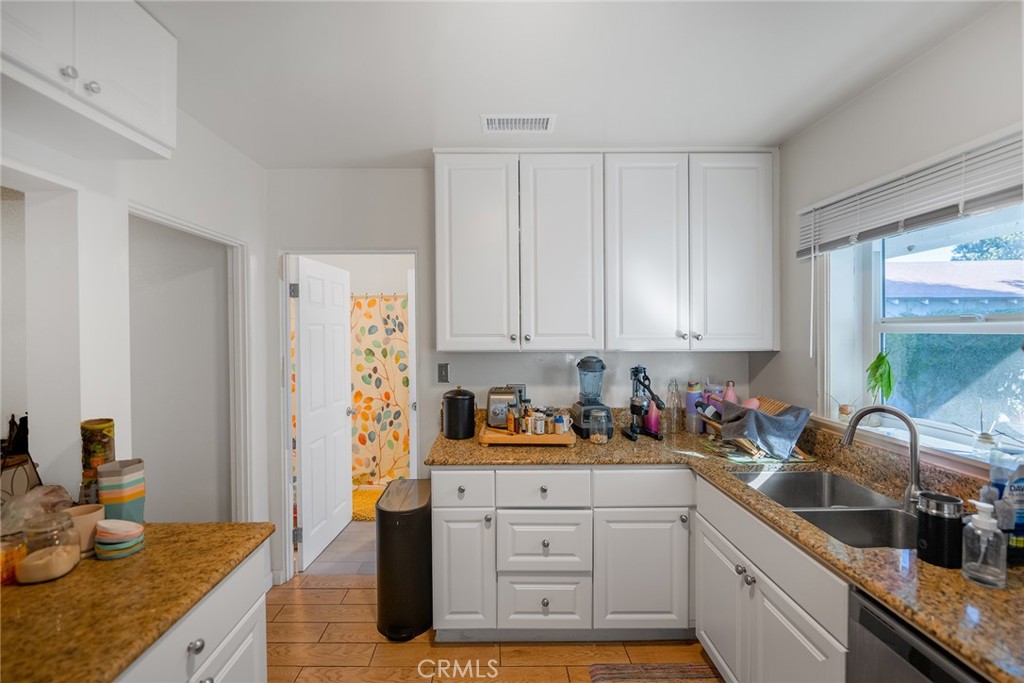 175 S Citrus Street 2