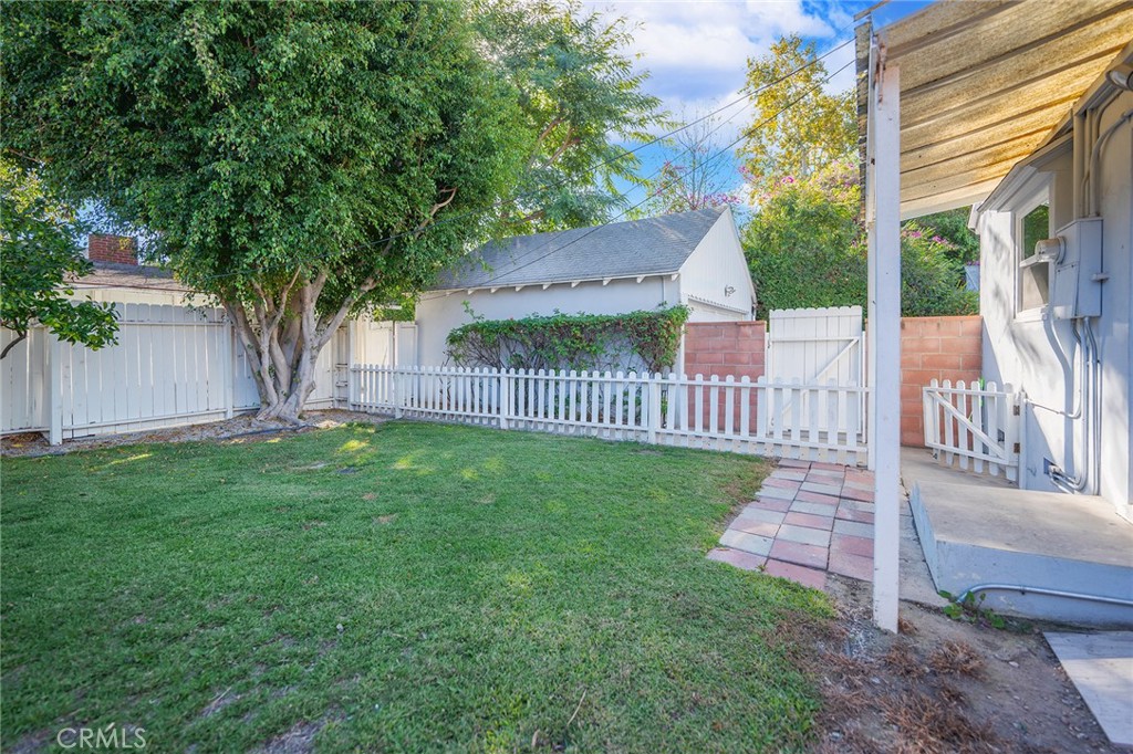 175 S Citrus Street 2