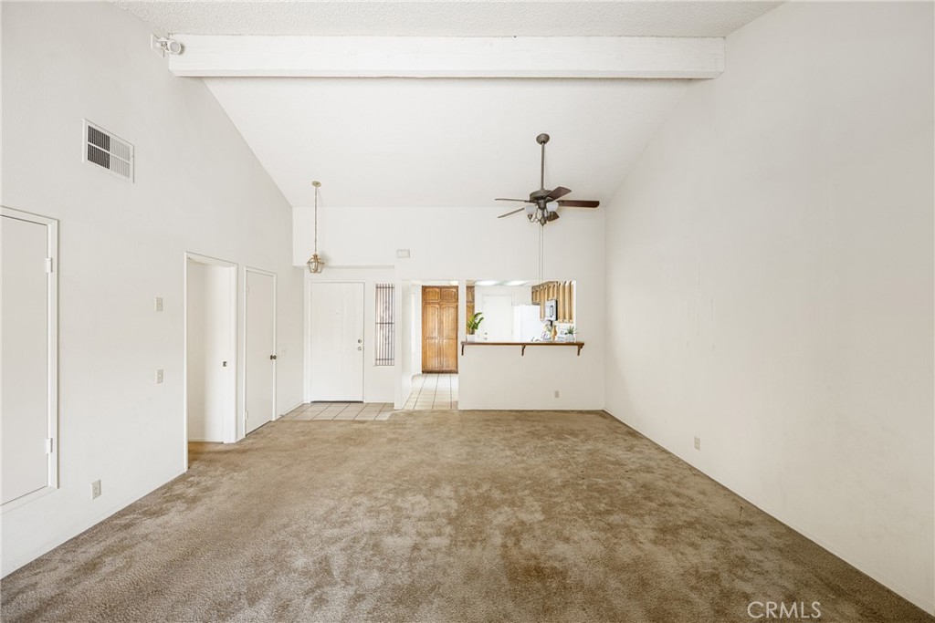 2006 E Wellington Avenue