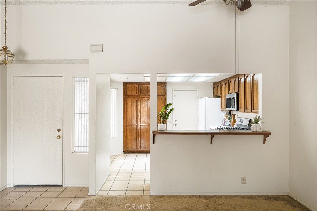 2006 E Wellington Avenue