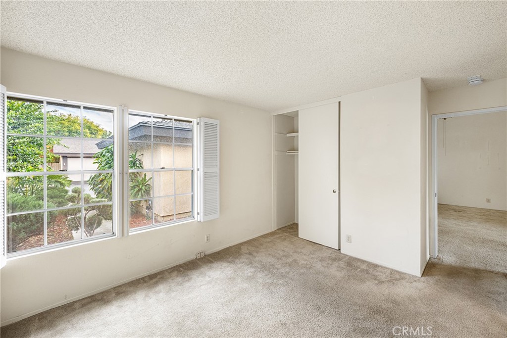 2006 E Wellington Avenue