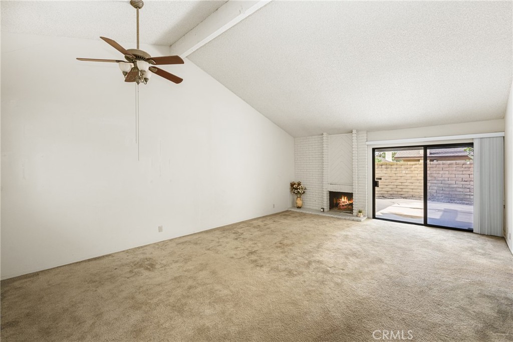 2006 E Wellington Avenue