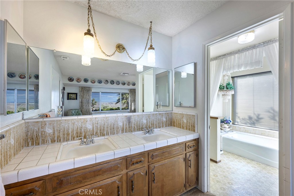60383 Melton Trail