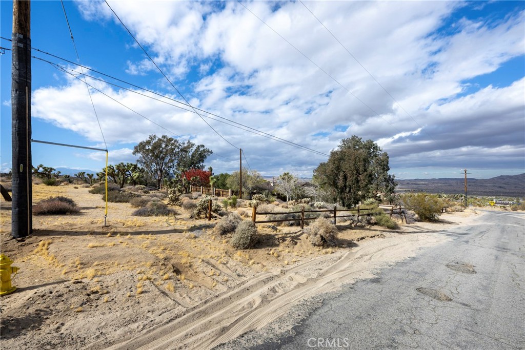60383 Melton Trail
