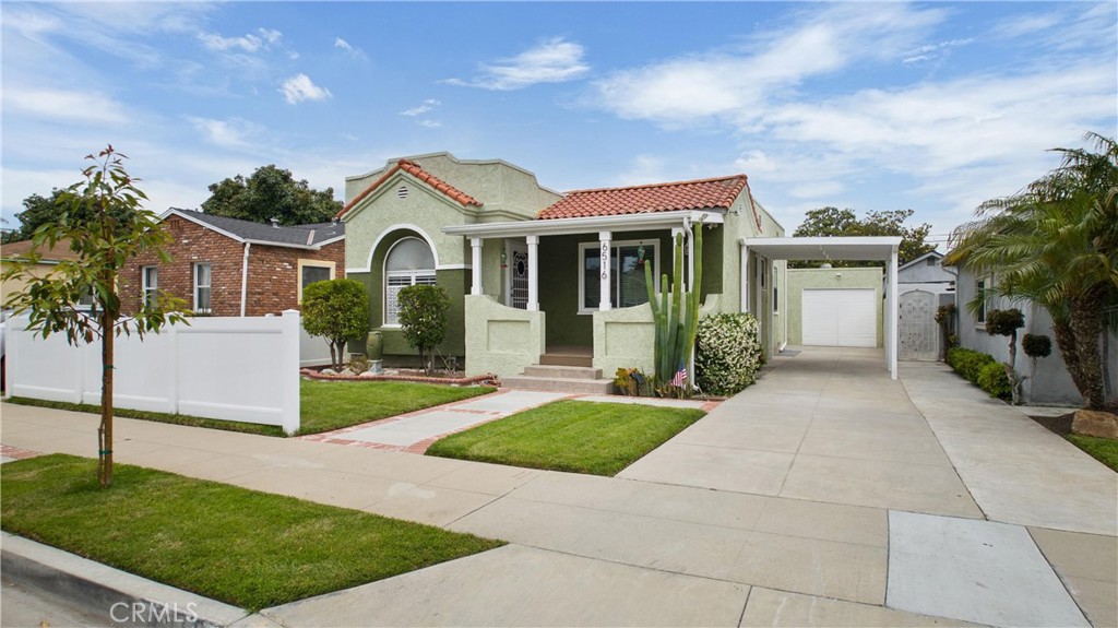 6516 California Avenue