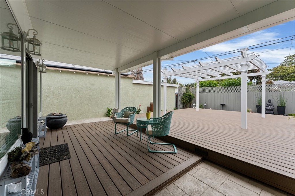 6516 California Avenue