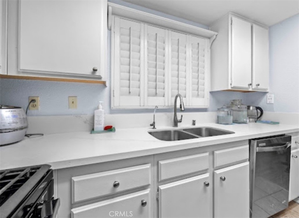 10452 W Briar Oaks Drive 203