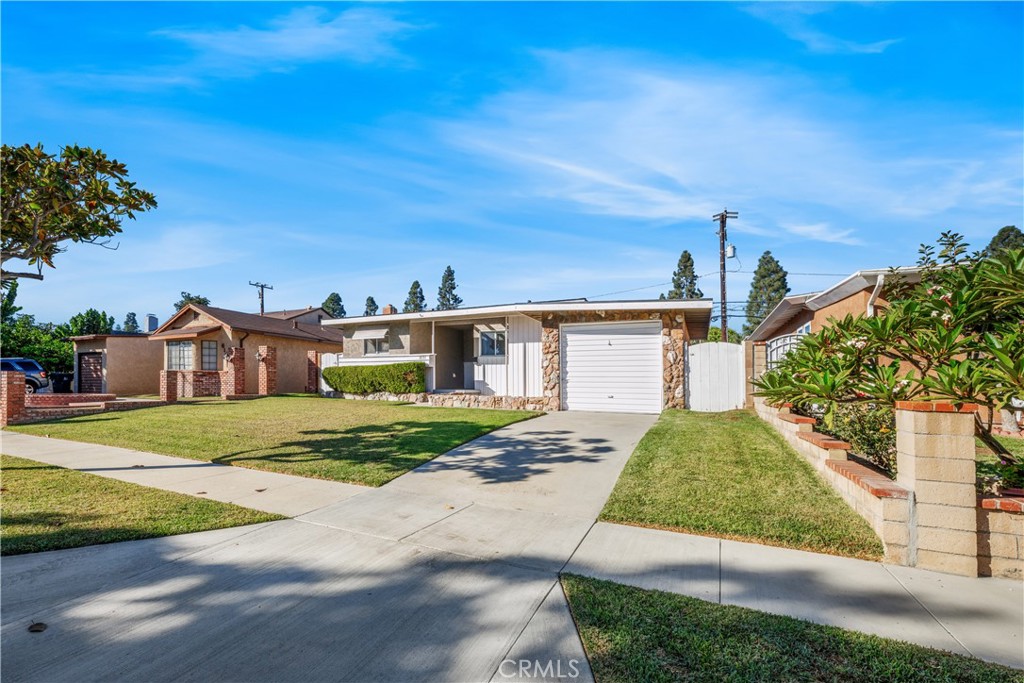 6131 E Coralite Street