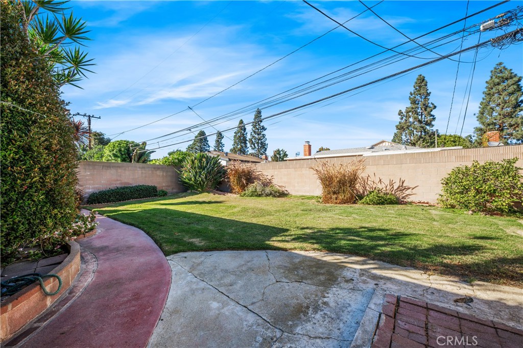 6131 E Coralite Street