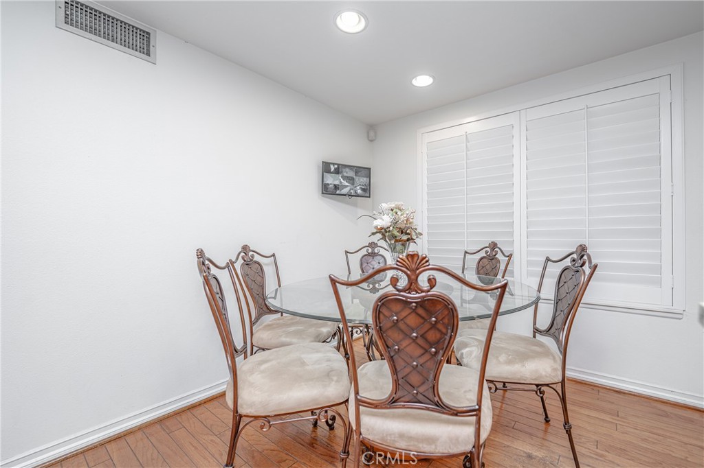 4903 E Wasatch Drive