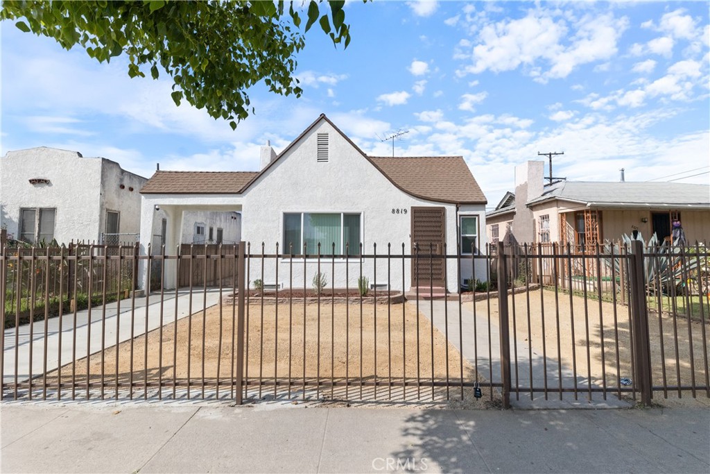 8819 Hooper Avenue