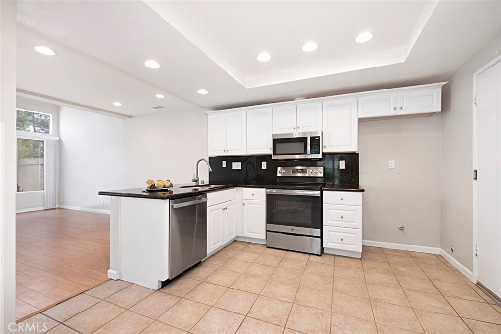 6033 East Morningview Drive 22