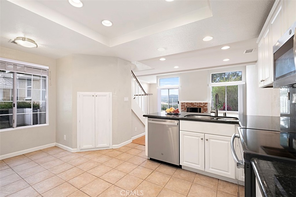 6033 East Morningview Drive 22