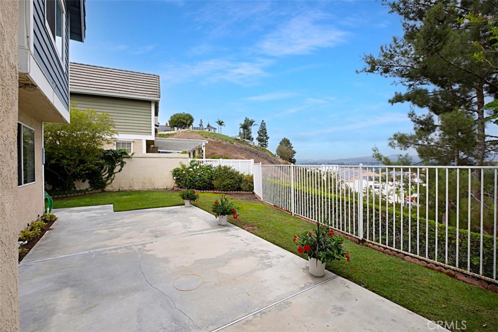 6033 East Morningview Drive 22