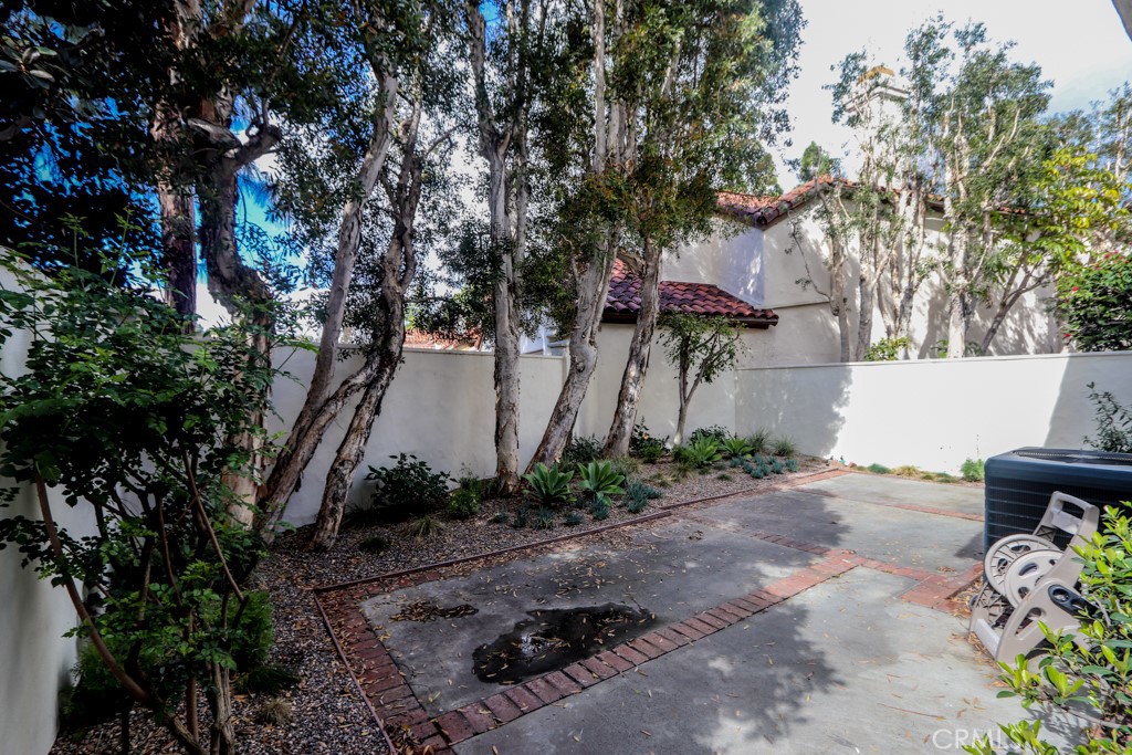 326 La Jolla Street