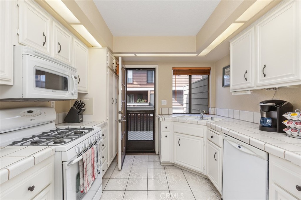 8620 Meadow Brook Avenue C