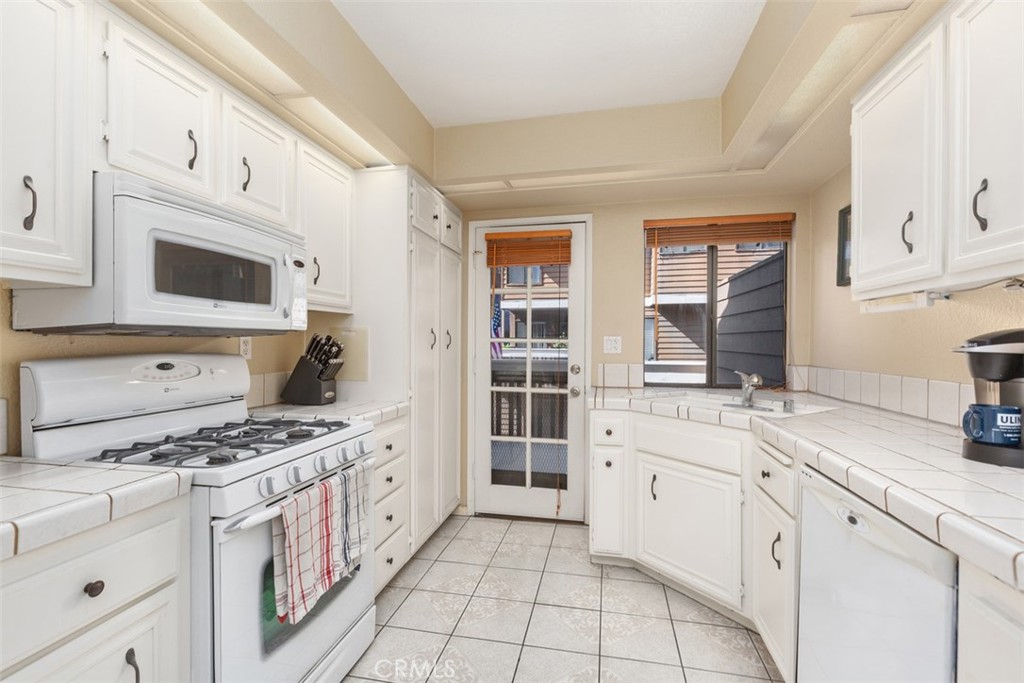 8620 Meadow Brook Avenue C