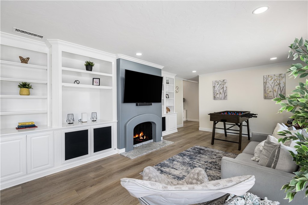 10651 Equestrian Drive