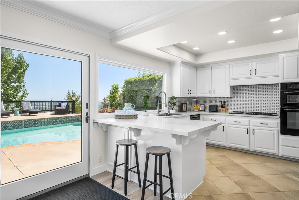 10651 Equestrian Drive