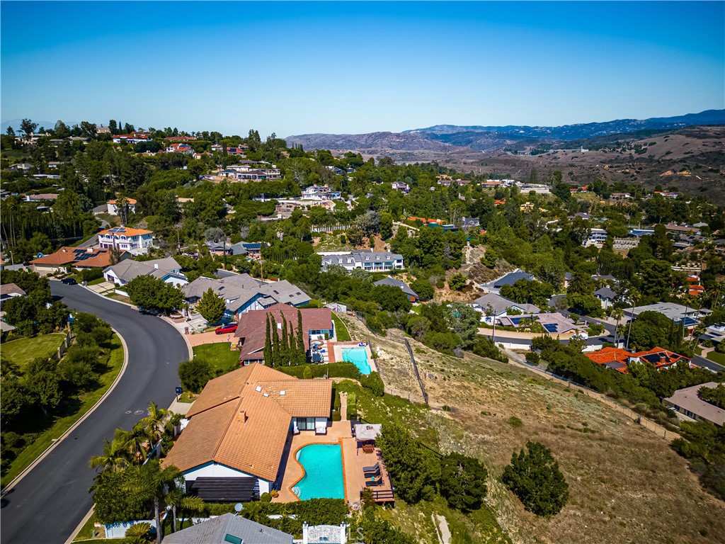 10651 Equestrian Drive