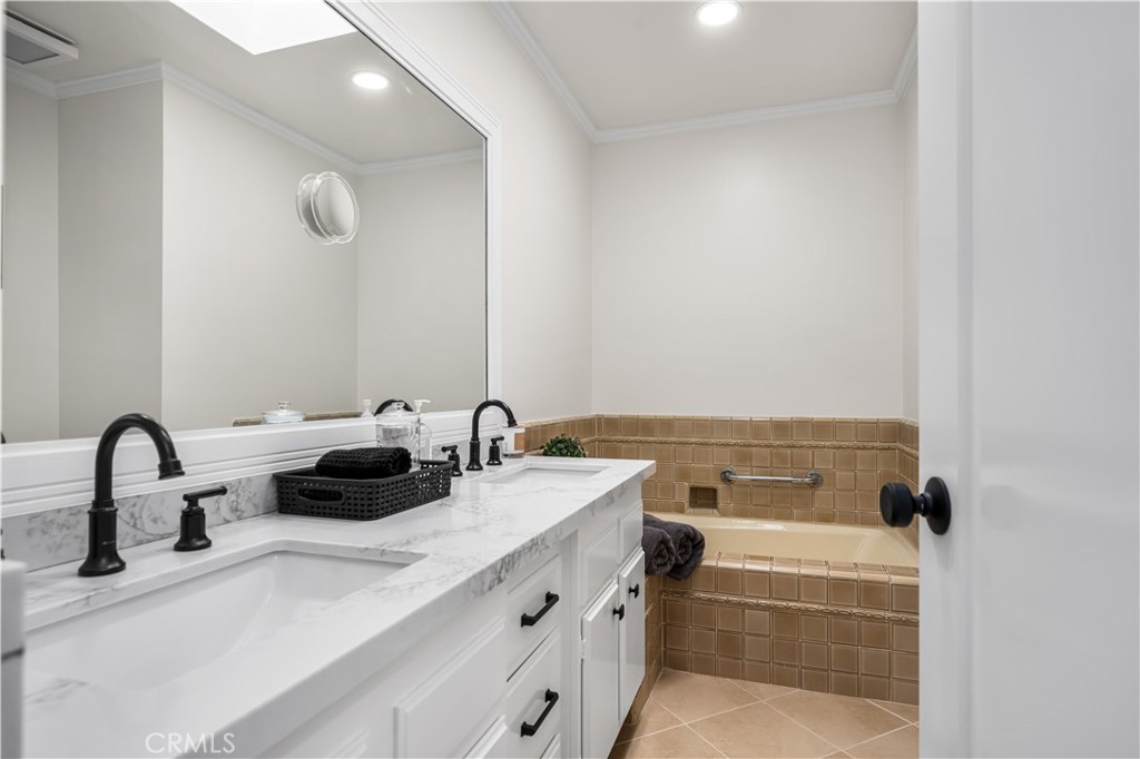 10651 Equestrian Drive