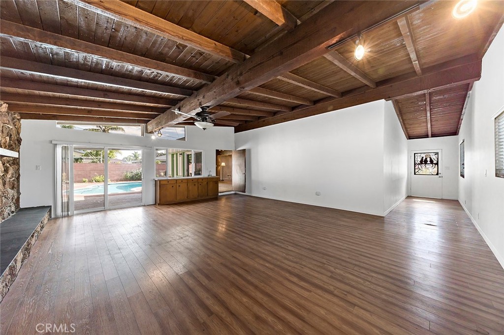 9851 Hummingbird Lane