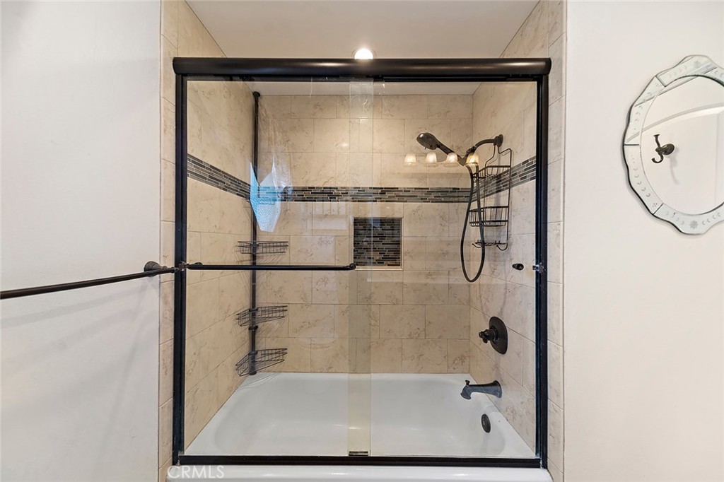 9851 Hummingbird Lane