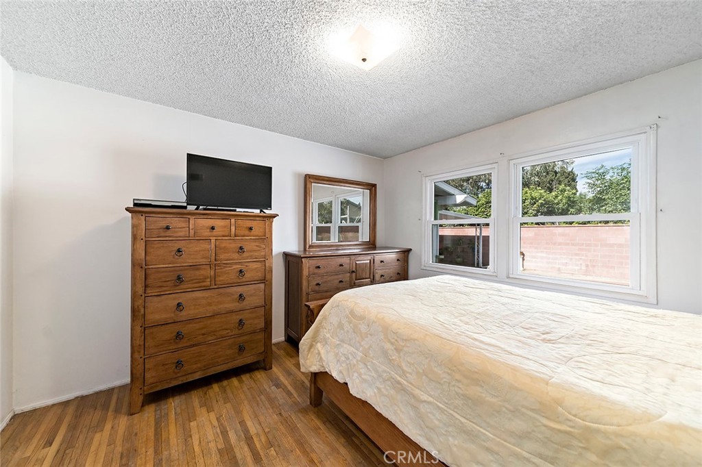 9851 Hummingbird Lane