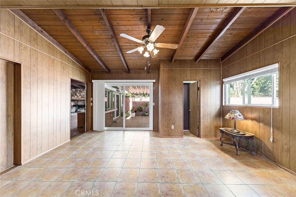 9851 Hummingbird Lane