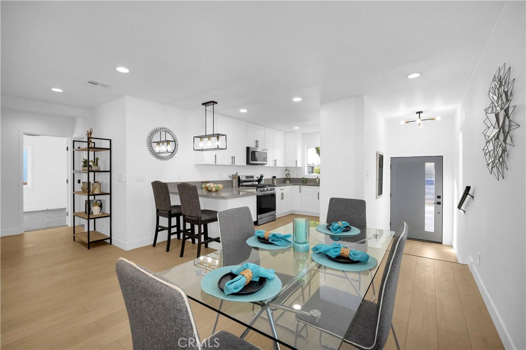 15622 Thornlake Avenue