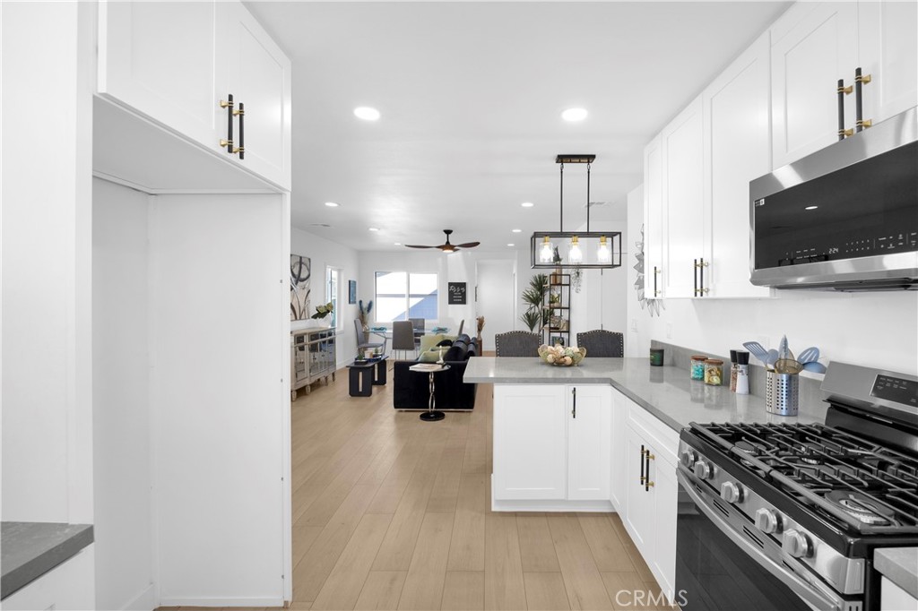 15622 Thornlake Avenue