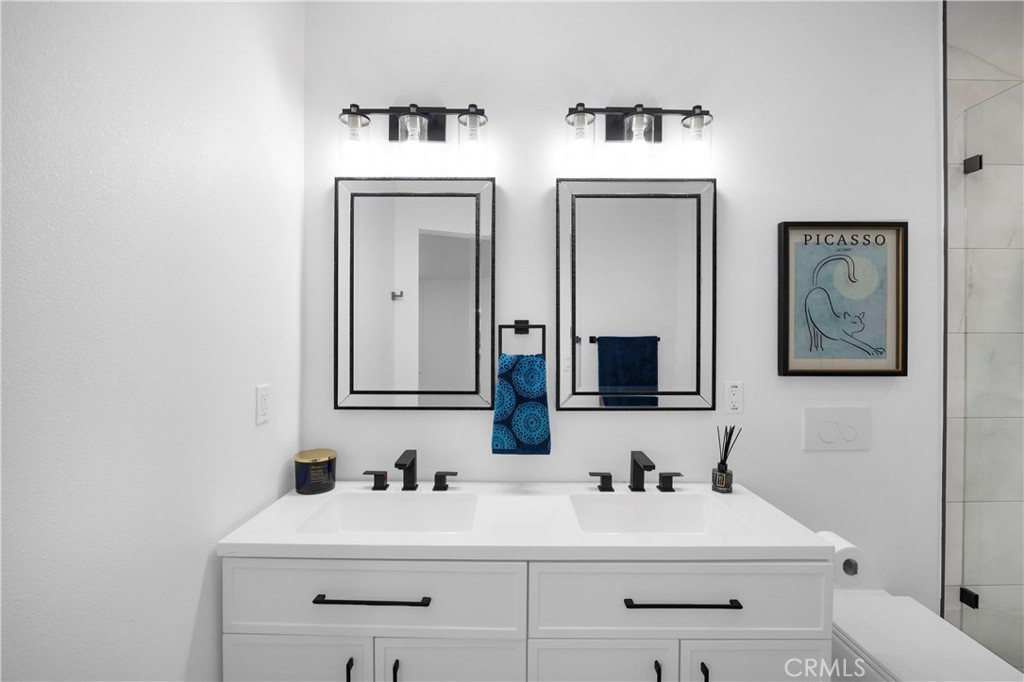 15622 Thornlake Avenue