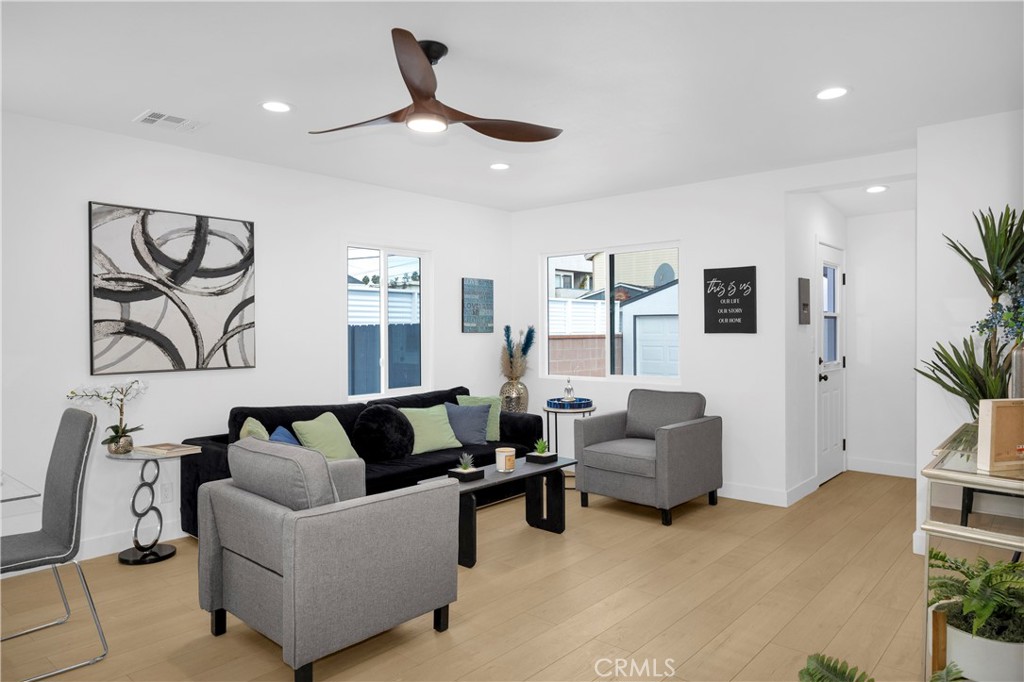 15622 Thornlake Avenue