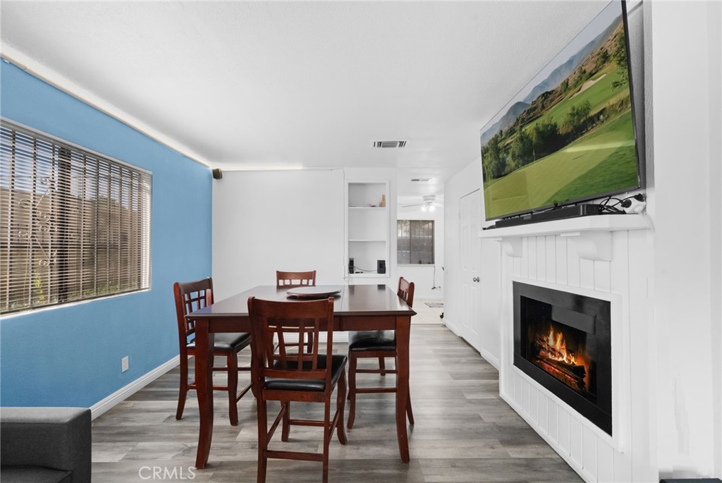 1659 E Kingsley Avenue A