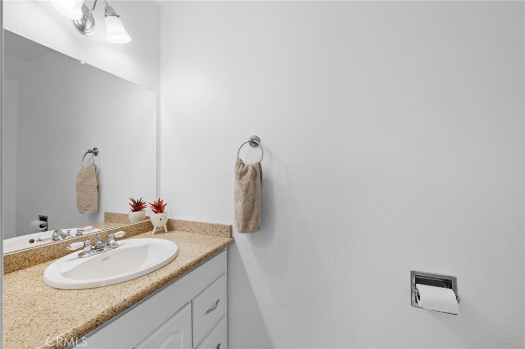 1659 E Kingsley Avenue A