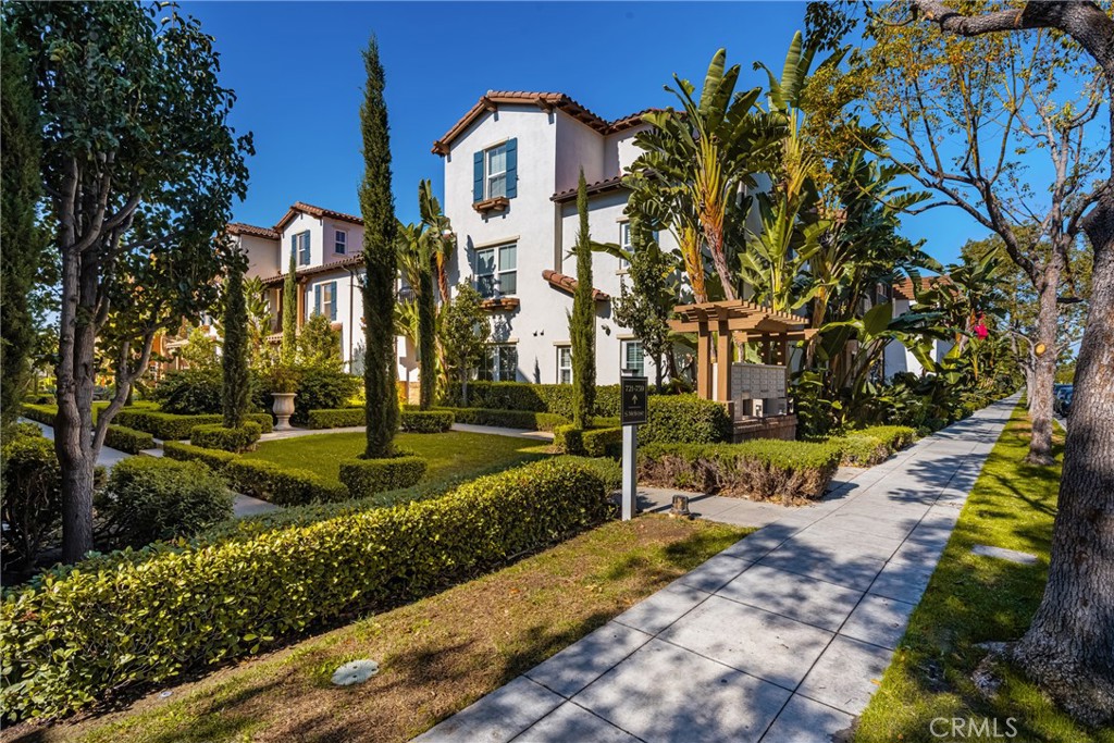 721 S Melrose Street