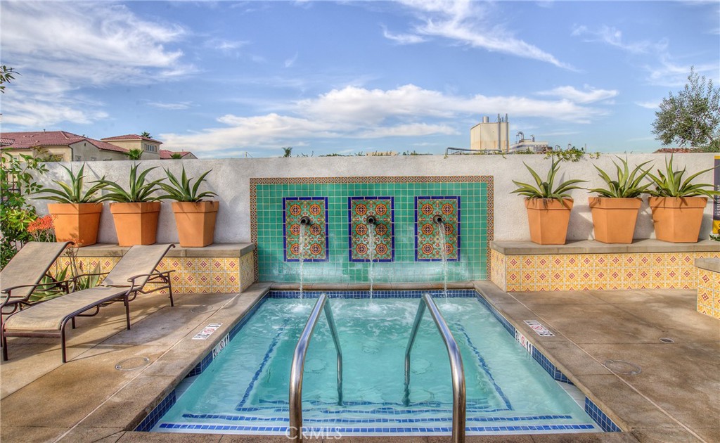 721 S Melrose Street